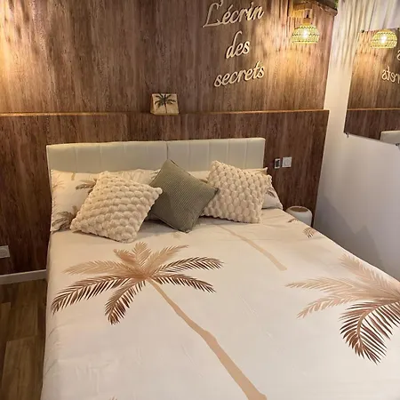 Cambre De Sade Experience Private Jacuzzi Apartamento *